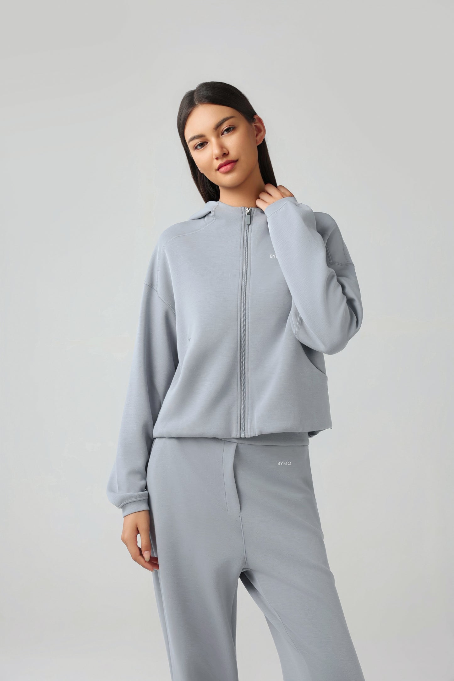 Poza din fata pantaloni albastru deschis pentru fitness BYMO