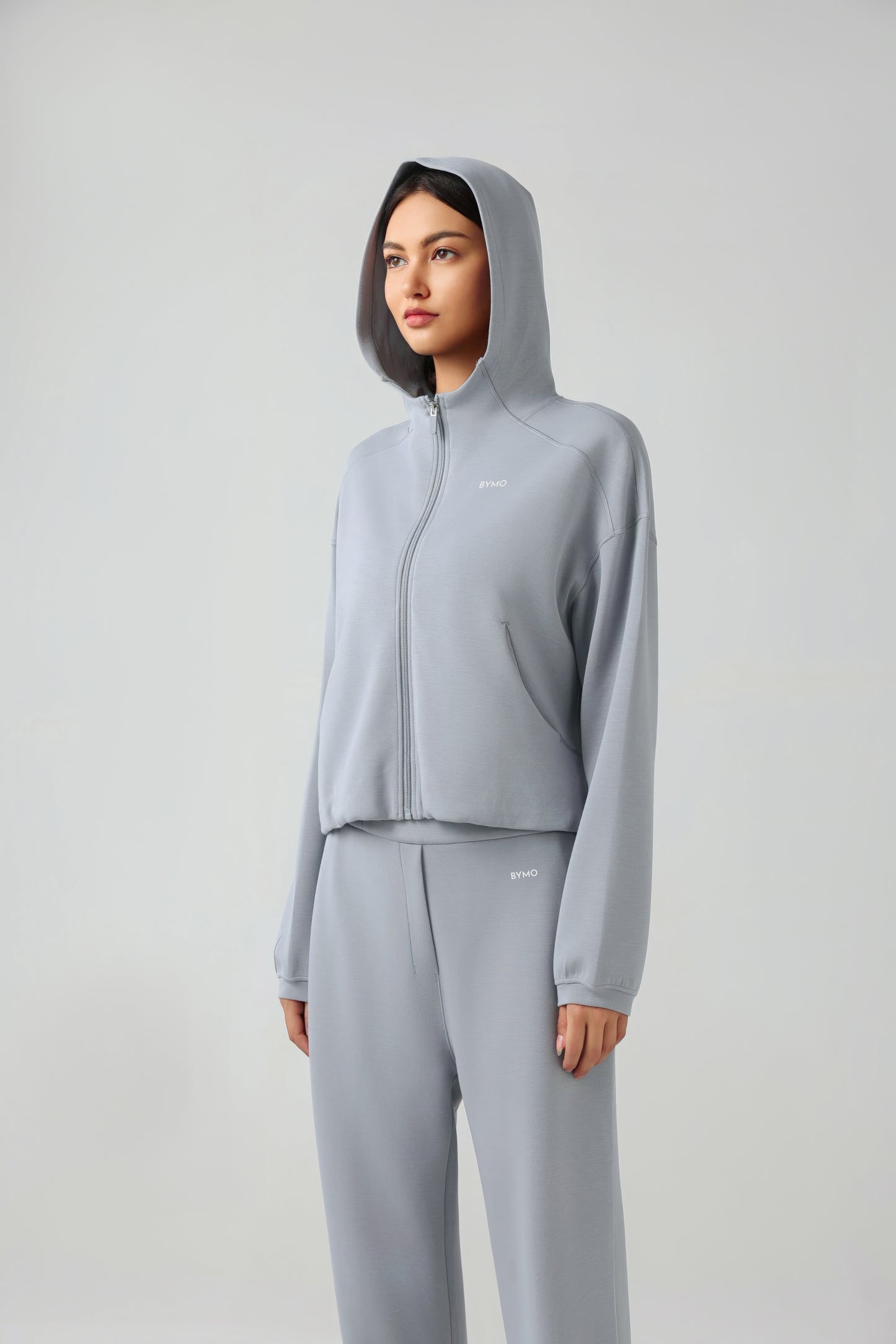 Poza din fata pantaloni albastru deschis pentru fitness BYMO