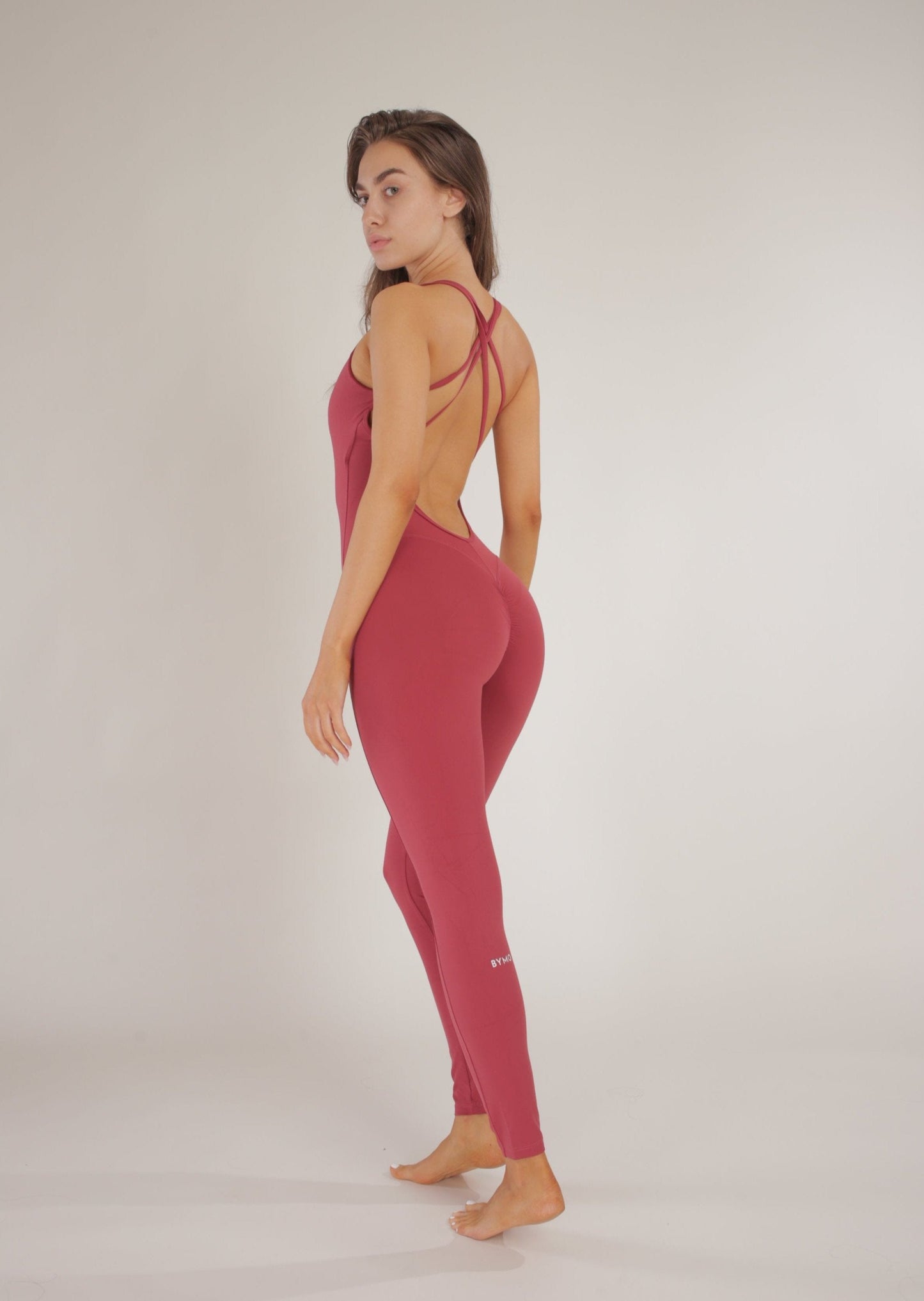 Poza din spate salopeta rosie BYMO cu push-up
