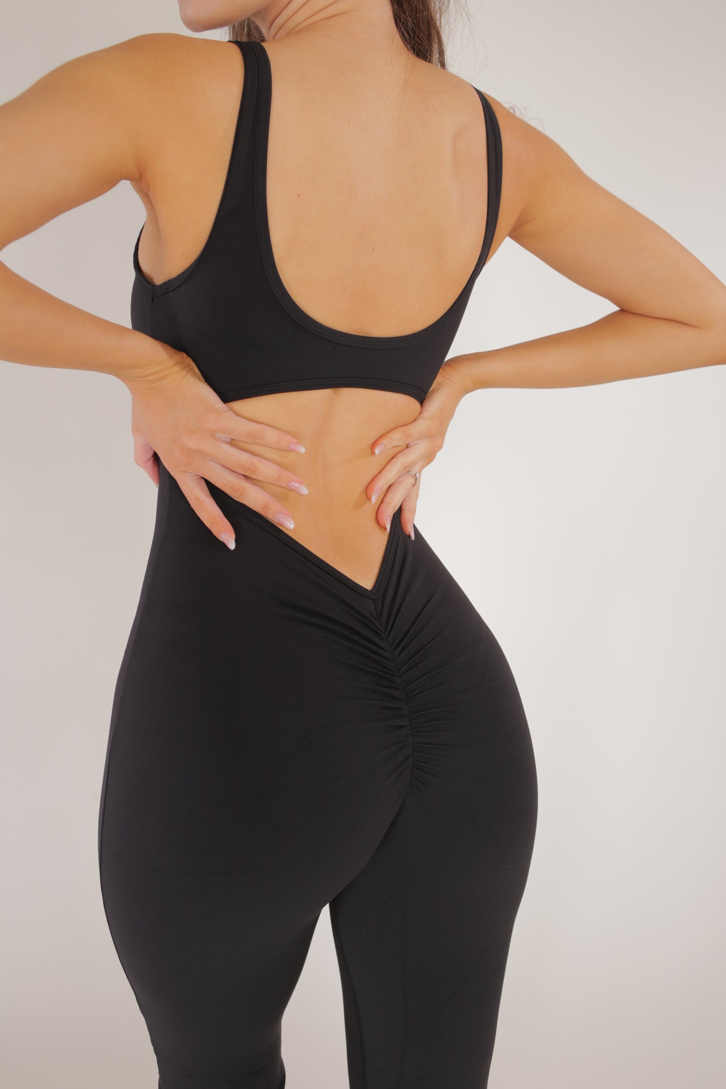 Poza din spate salopeta evazata neagra BYMO cu push-up
