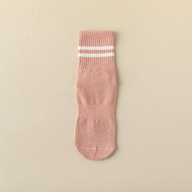 Poza cu sosete lungi roz pentru yoga si pilates cu aderenta ridicata BYMO