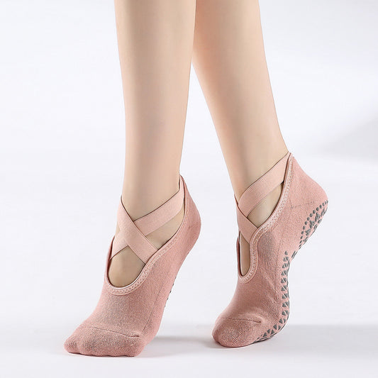 Poza cu sosete roz pentru yoga si pilates cu aderenta ridicata BYMO